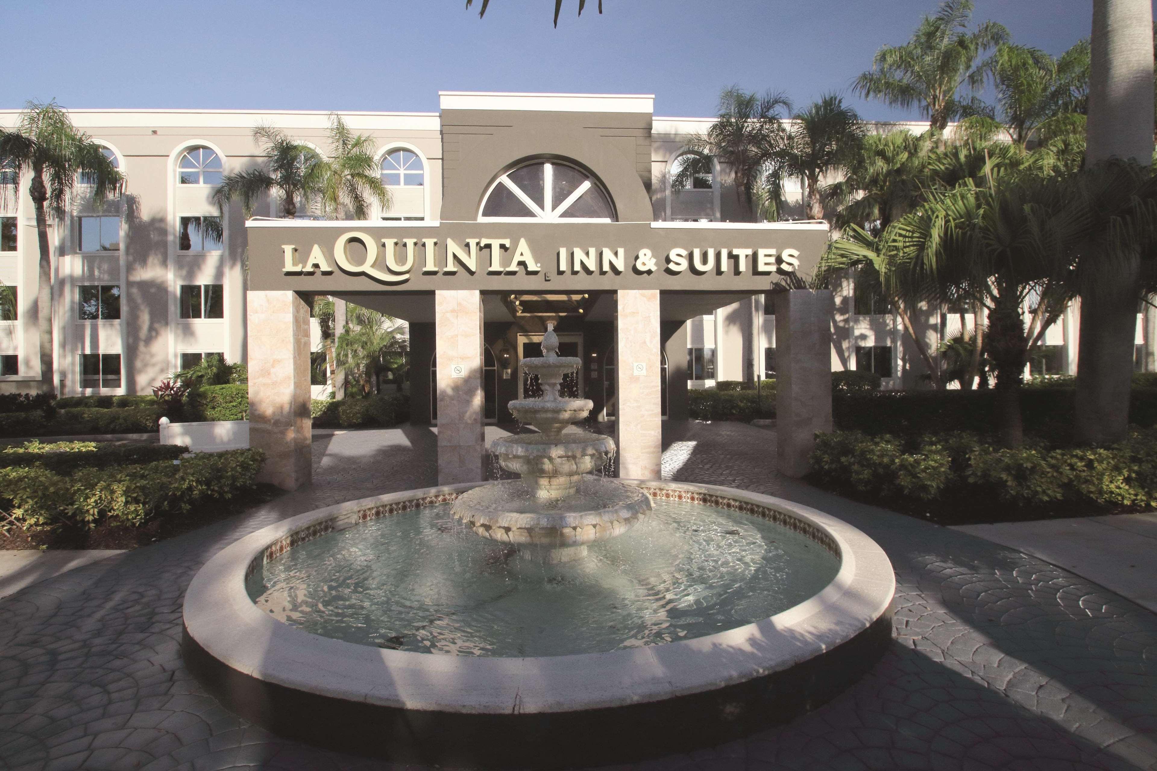 La Quinta By Wyndham Coral Springs South Hotel Exterior foto